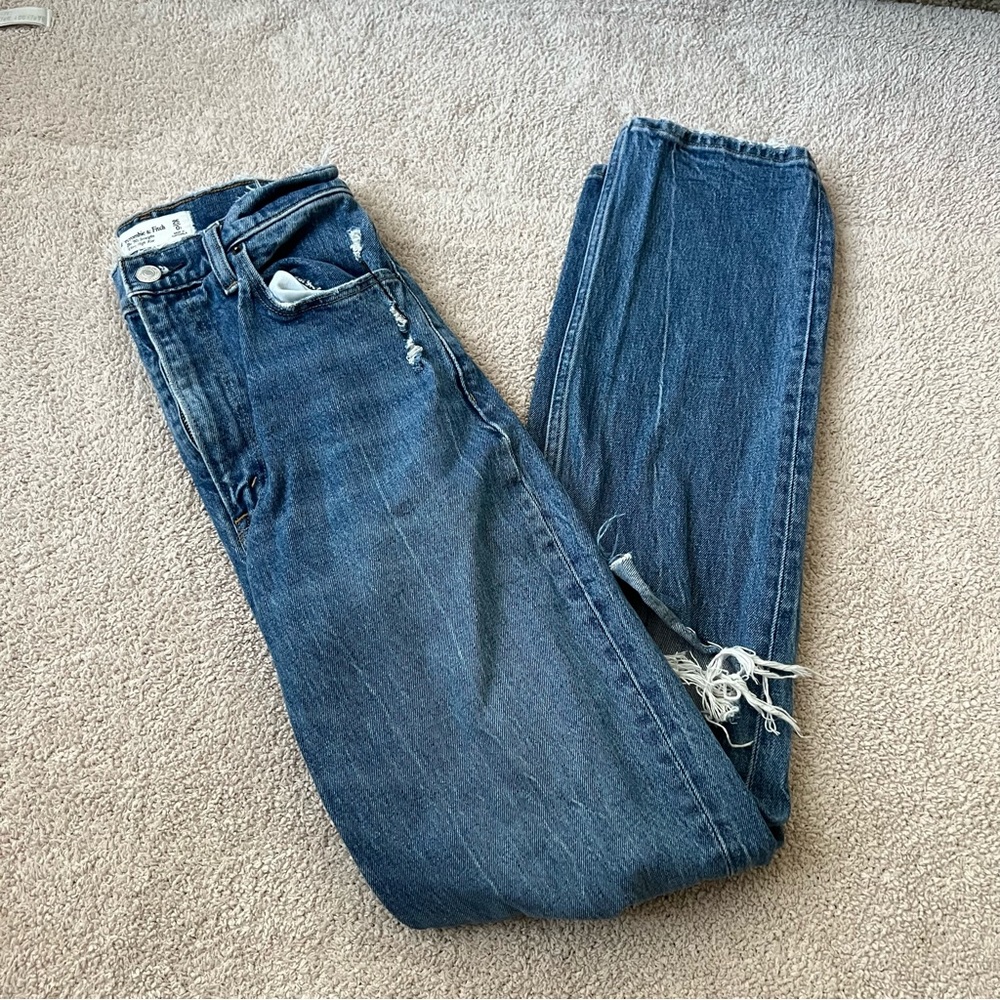 ABERCROMBIE & FITCH CURVE LOVE - READ DESCRIPTION